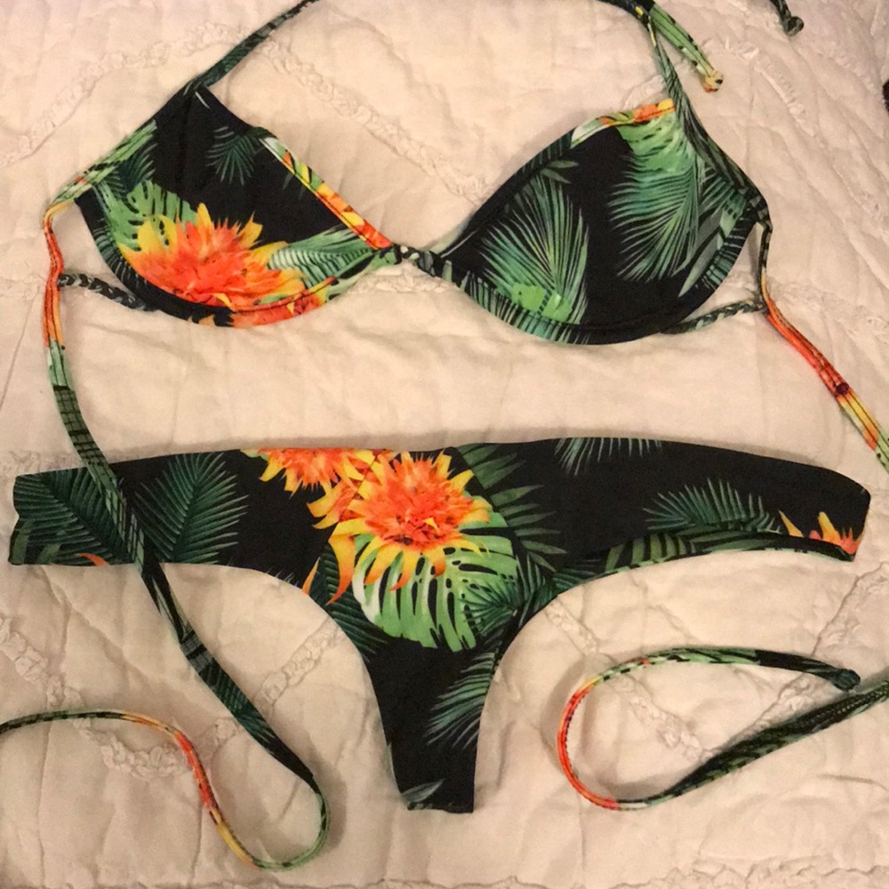 Stone fox swim bikini SET floral/palm print (S/M)